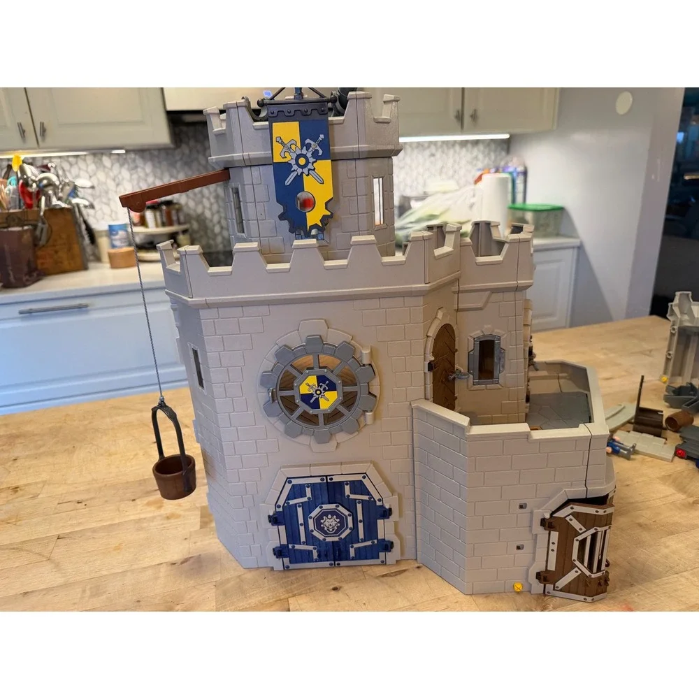 Playmobil Novelmore Grand Castle 70220 Parts Bundle Knight Figure Accessories